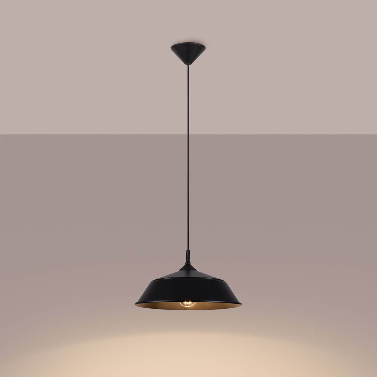 Ripplamp Frika Must E27 - BrighteNova