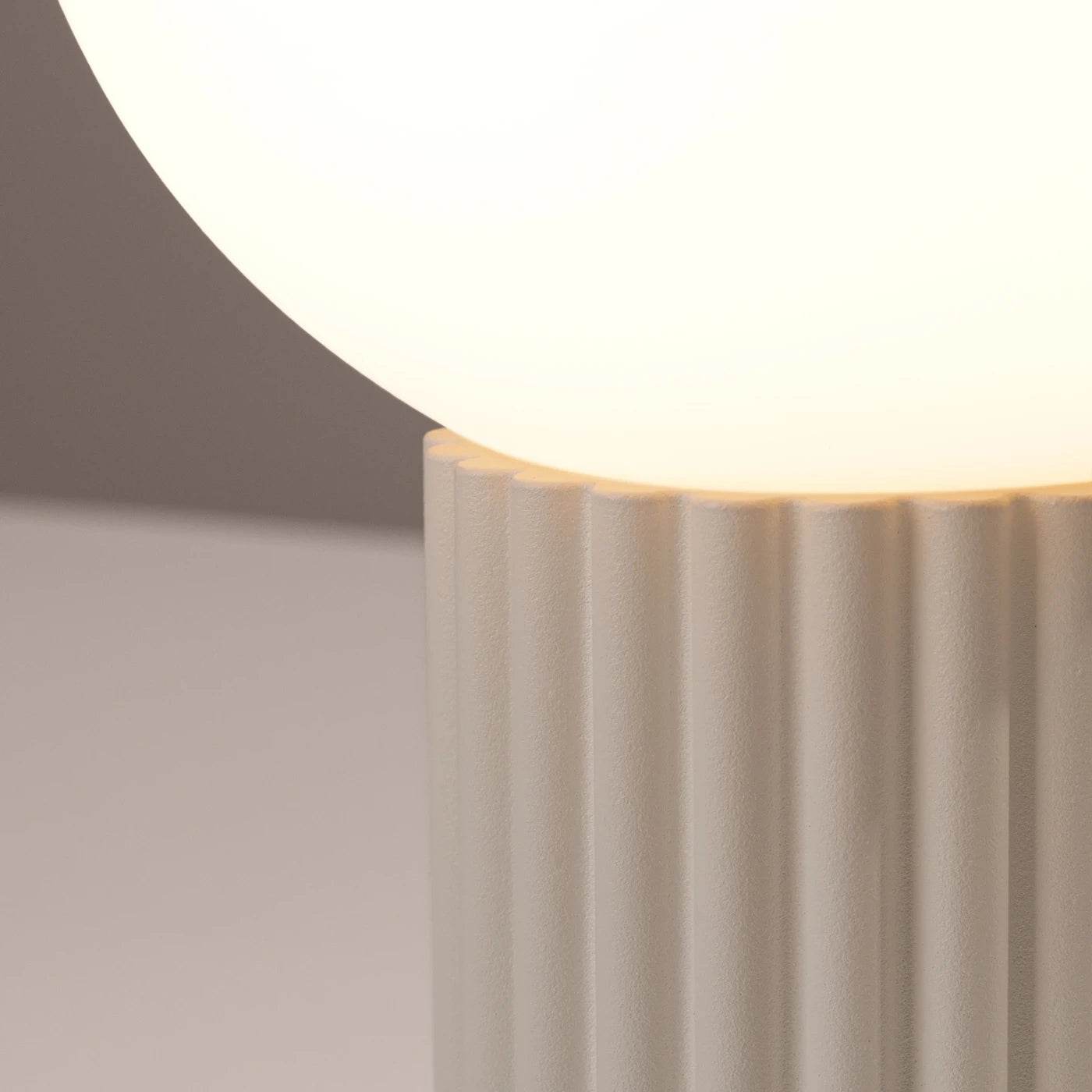 Laualamp Halo Lülitiga Beež G9 - BrighteNova