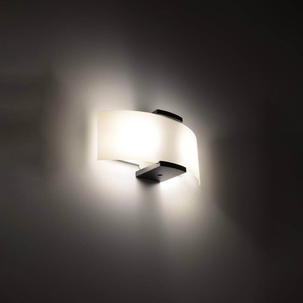 Seinalamp Emilio Wenge E14 - BrighteNova