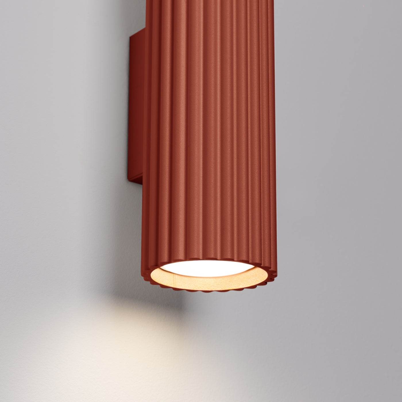 Seinalamp Karbon 20 Punane Ooker GU10 - BrighteNova