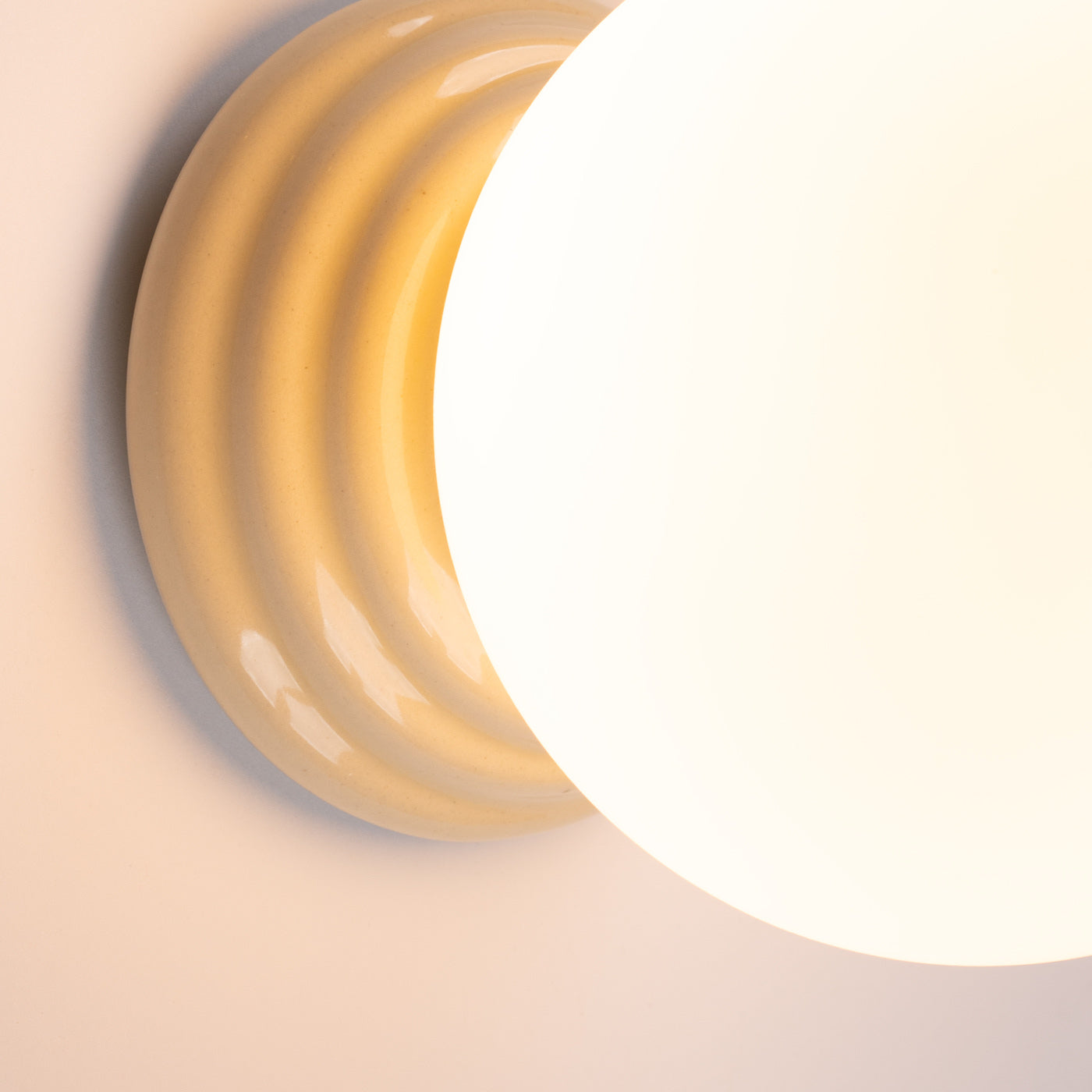 Seinalamp Zori IP44 Beež G9